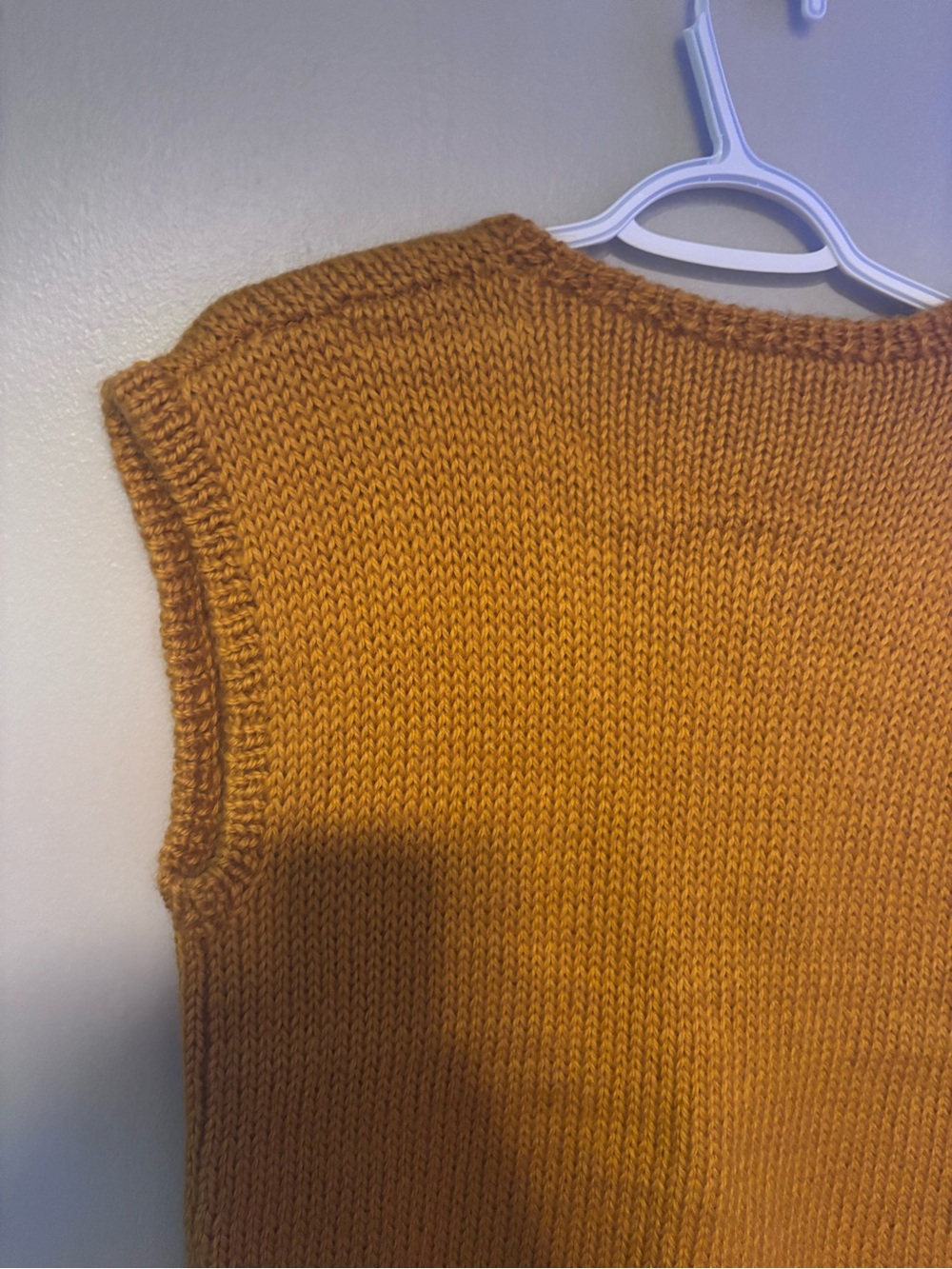 Vintage Mustard Yellow Cottagecore Boho Prairie  Handmade Knit Sweater Vest M - Picture 9 of 10